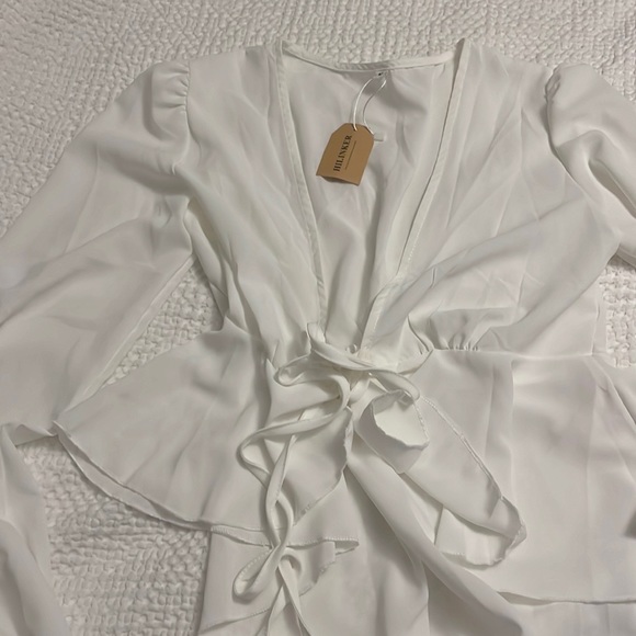hilinker Tops - NWT off white blouse